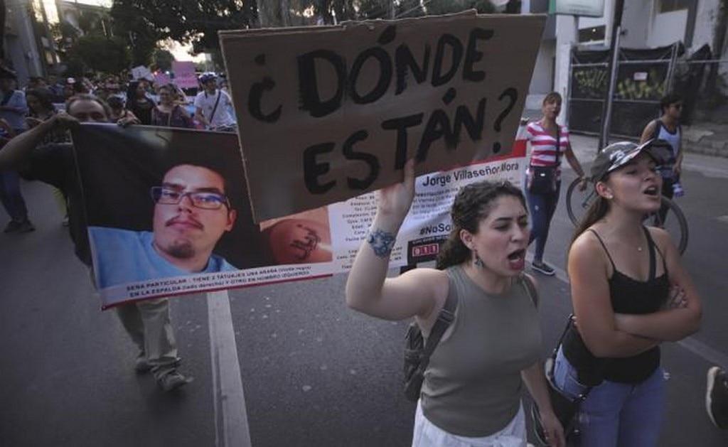 Imagen de la marcha del 19 de marzo en Guadalajara. (EFE)