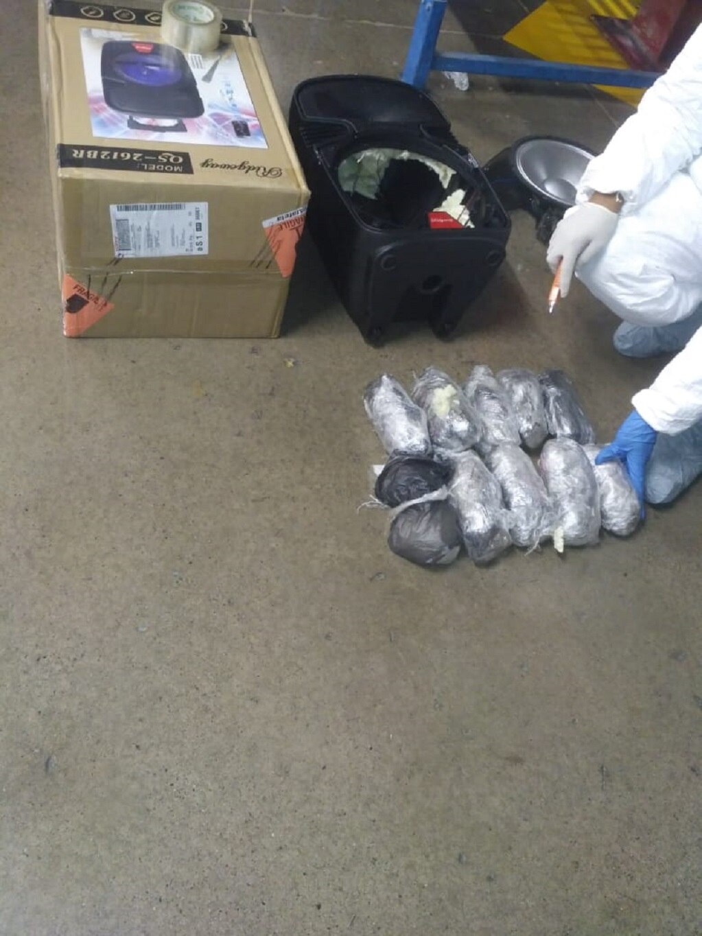 Militares aseguran casi 200 kilos de marihuana