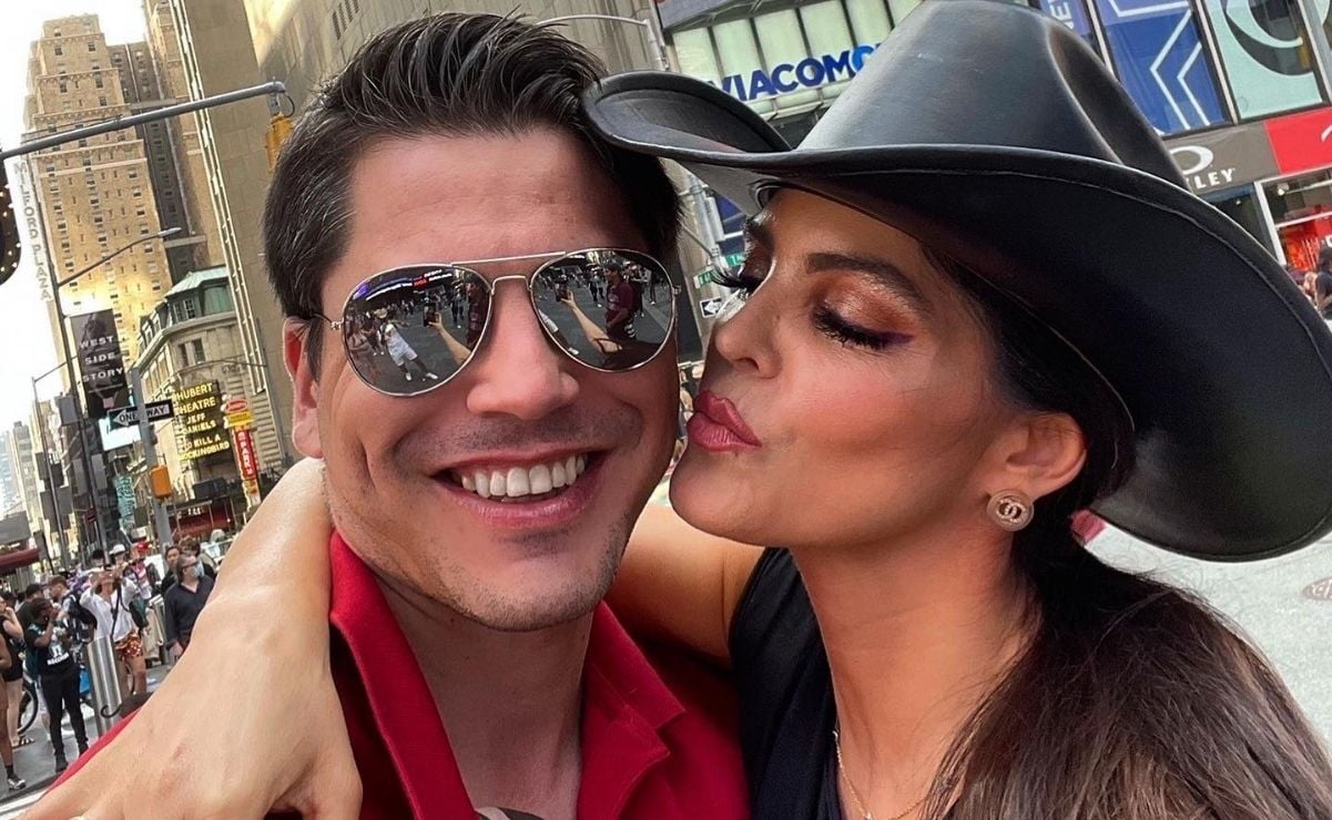 FOTOS. Ana Bárbara y el joven 'bandido' que le robó el corazón