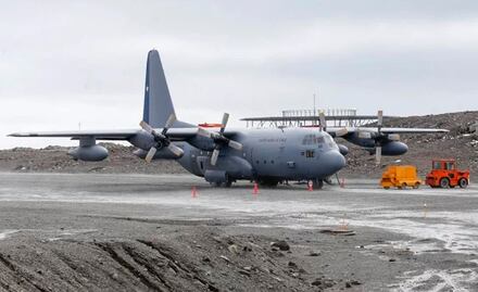 Confirma Chile que restos hallados son de avión militar desaparecido