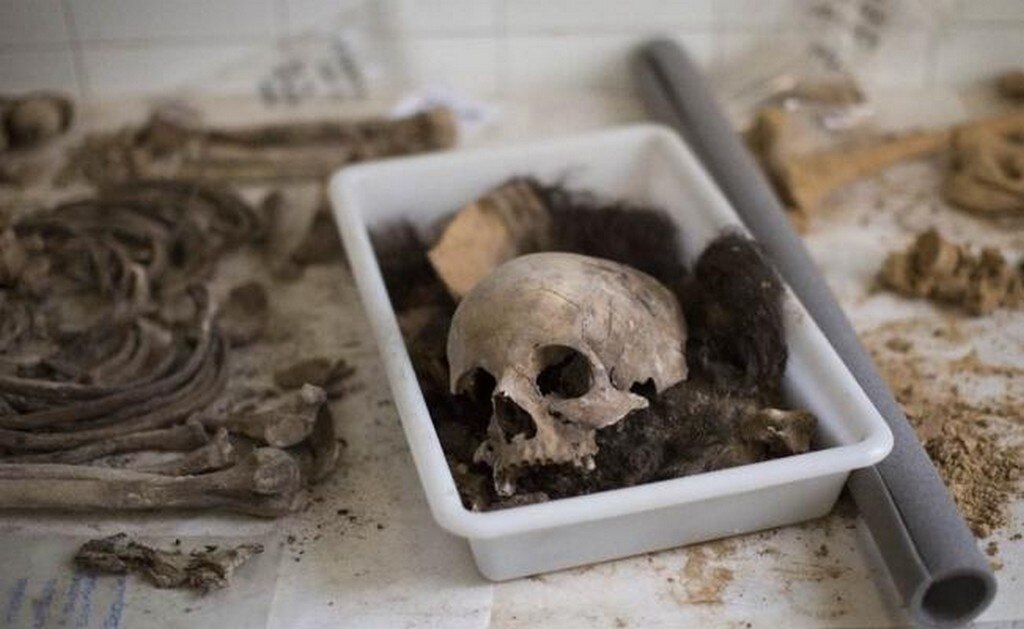  España exhuma más restos de víctimas de dictadura franquista