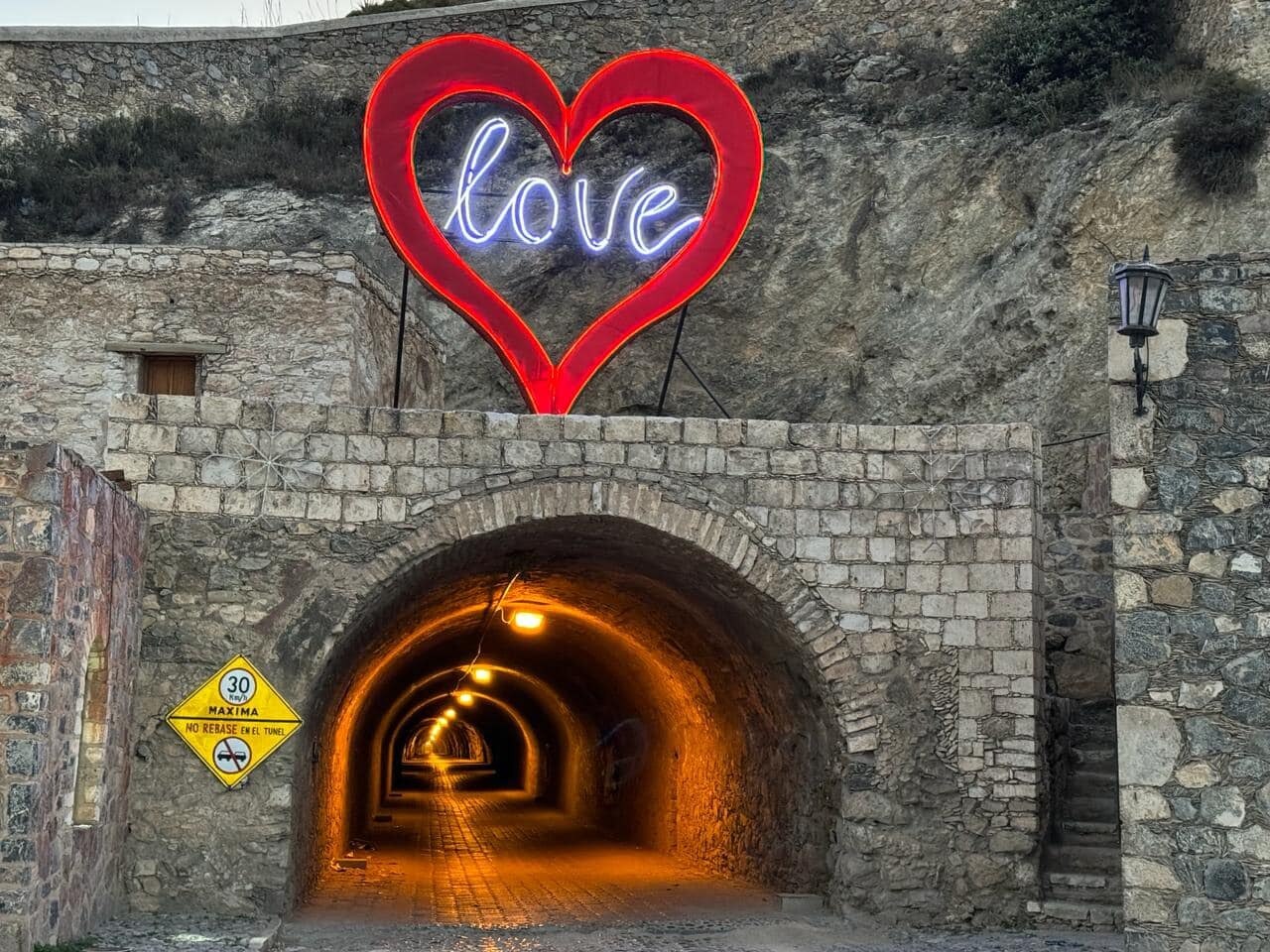 San Luis Potosí crea románticas postales para celebrar este 14 de febrero. Foto: Especial