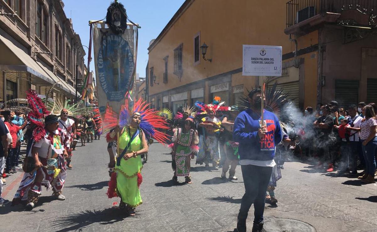 Danzantes del Saucito, una ofrenda de fe que vive en la capital potosina. Fotos: Xochiquetzal Rangel