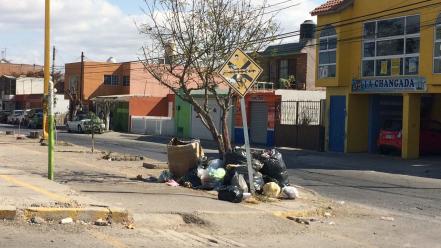 Vecino de Industrial Aviación piden quitar “tianguis de las vías”