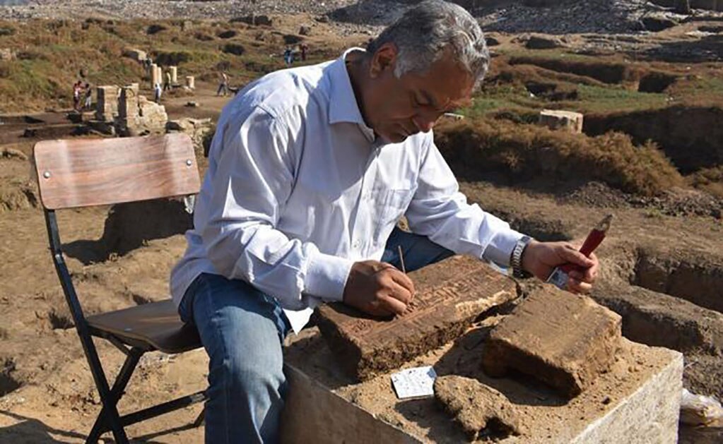 Hallan en El Cairo inscripciones de la época de Ramsés II