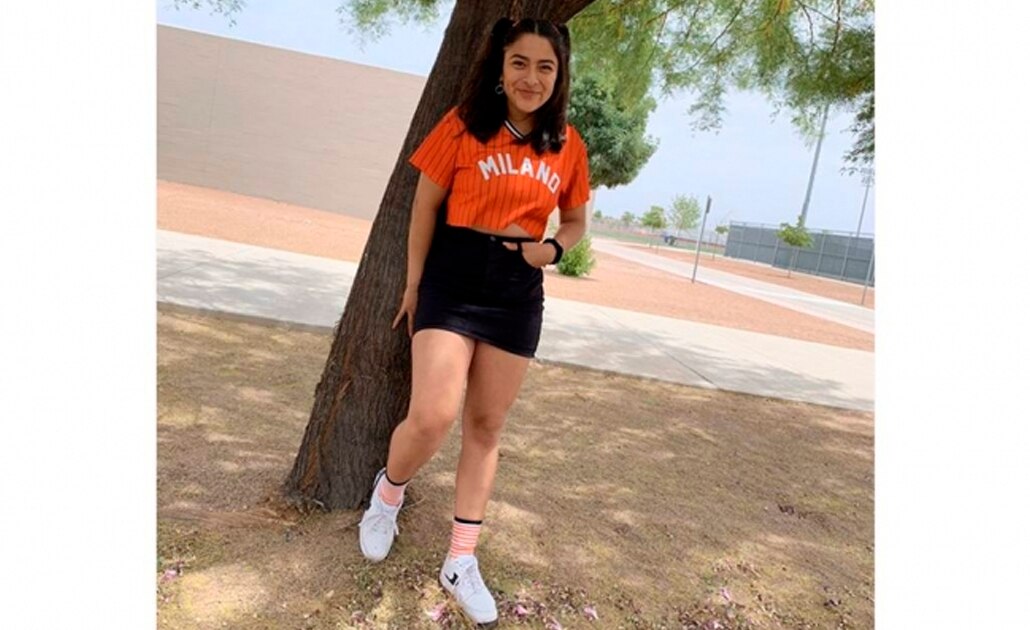 Nicole Calvillo, la joven que cantó "Amor eterno" a las víctimas del tiroteo en El Paso