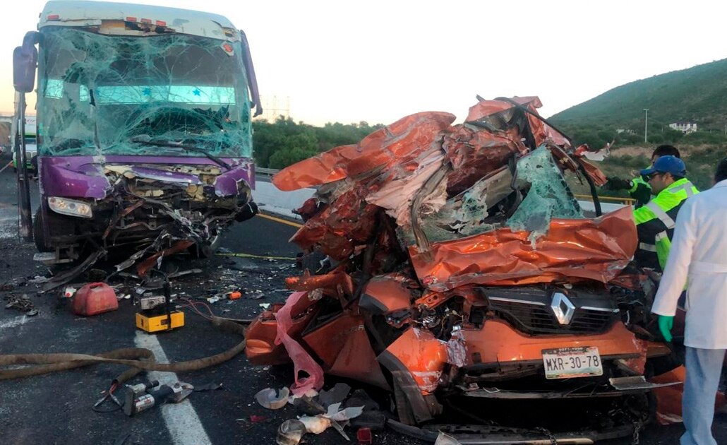 Fallecen 7 personas en accidentes en carretera 57