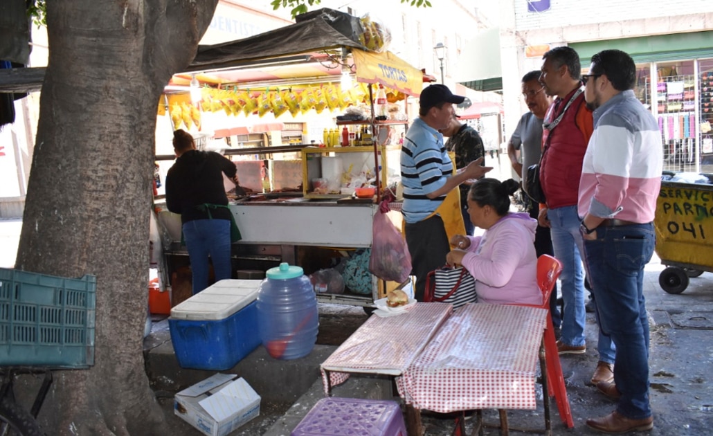Sancionarán a comerciantes por invadir rampas para personas con discapacidad