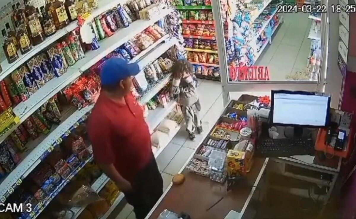 Cámara de seguridad capta maltrato infantil en tienda de Villa de Ramos; fiscalía ya busca al agresor 