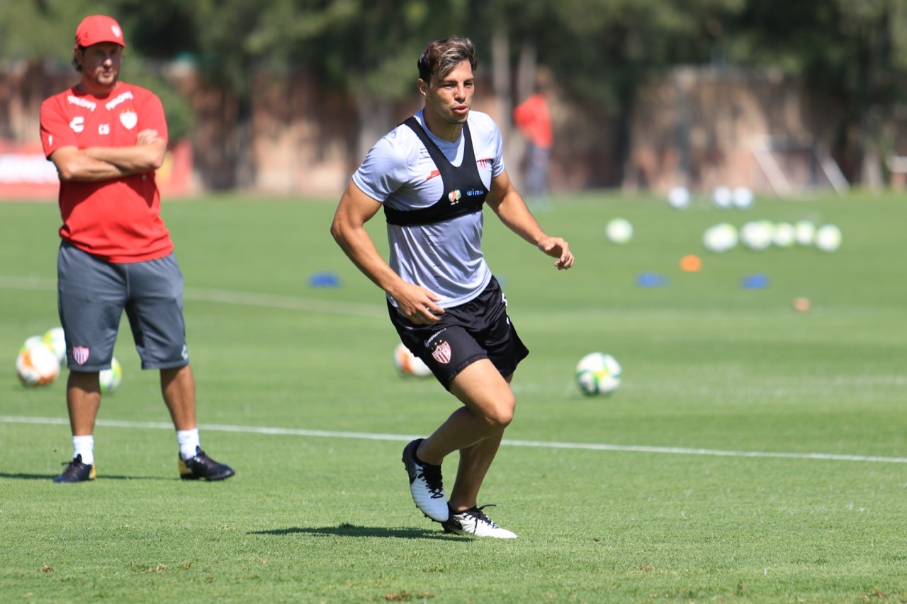 El objetivo de Necaxa siempre es ganar: Fernando Meza