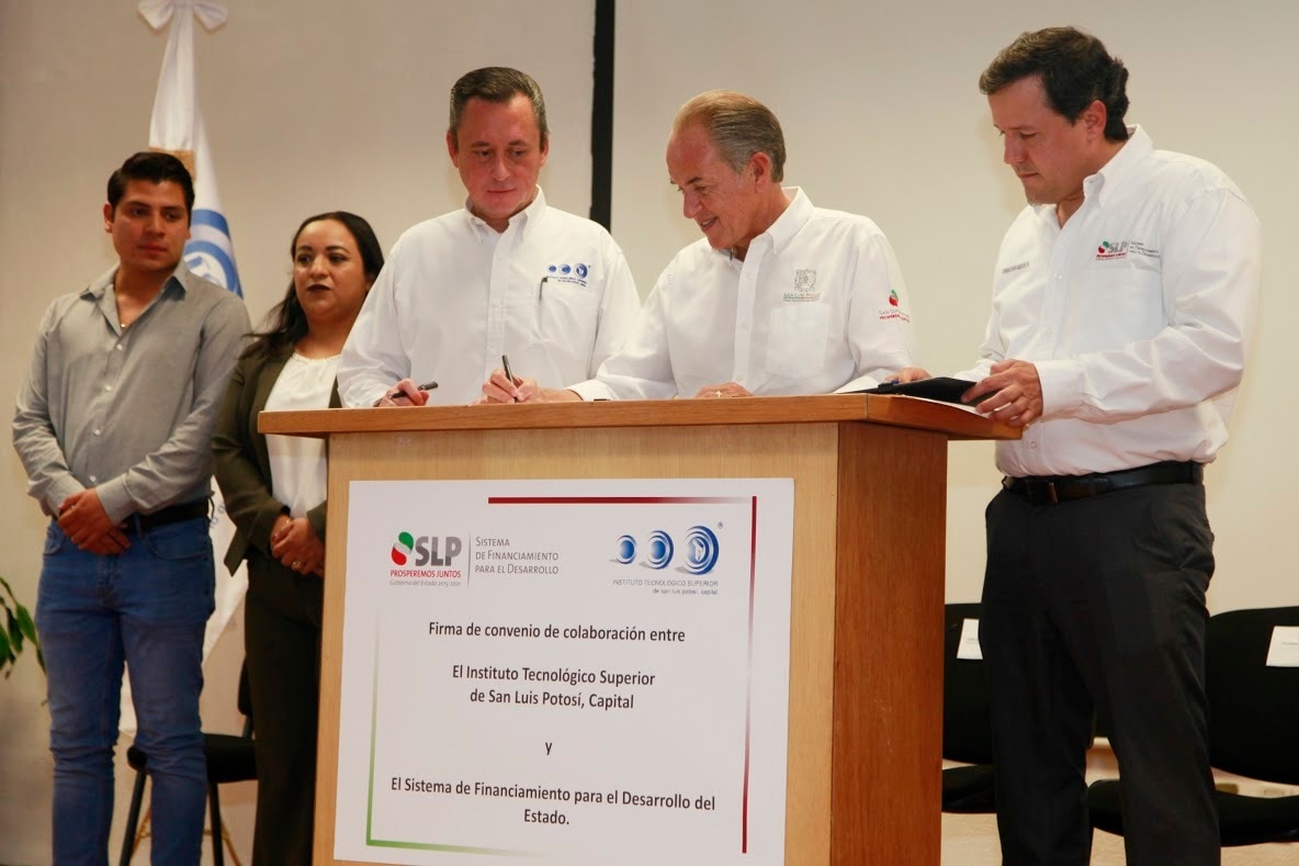 Amplían herramientas a favor de la educación y futuro de SLP