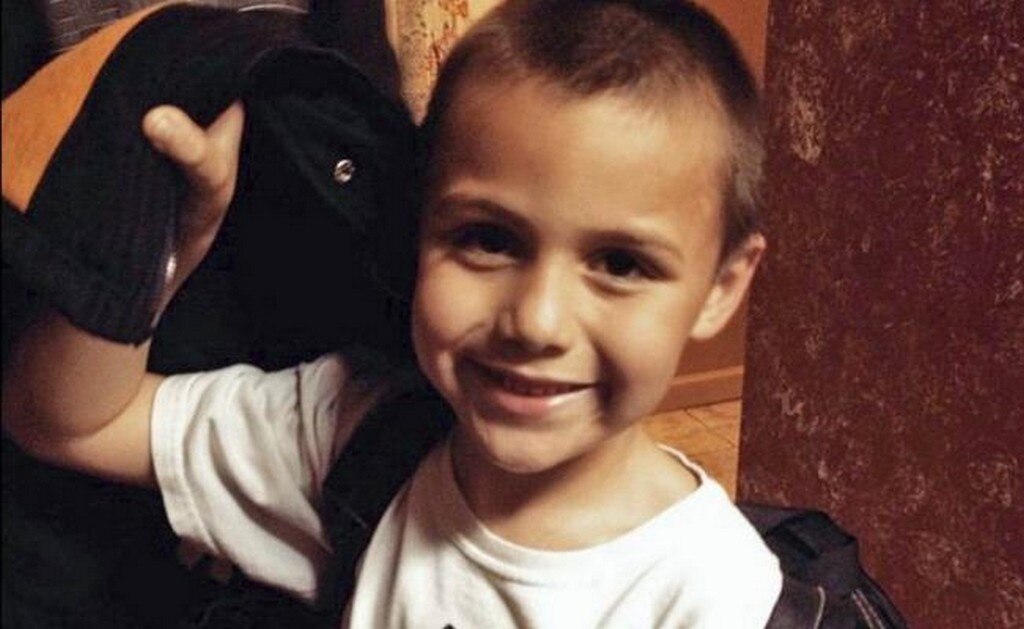Muere niño de 10 años que fue torturado en California