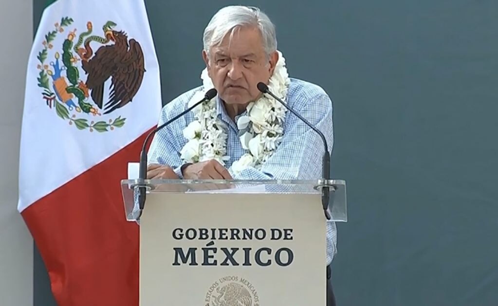 AMLO pierde vuelo de regreso a la CDMX