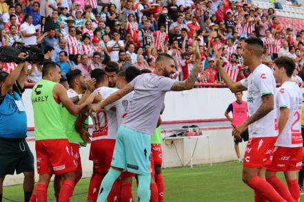 Necaxa derrotó a Santos Laguna