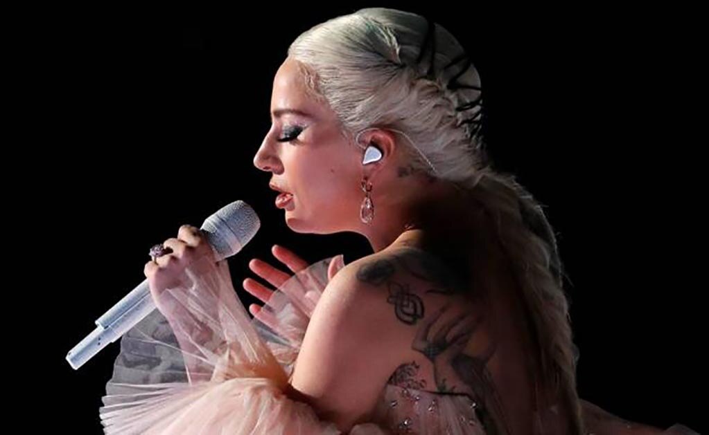 Lady Gaga suspende final de su gira por "dolor severo"