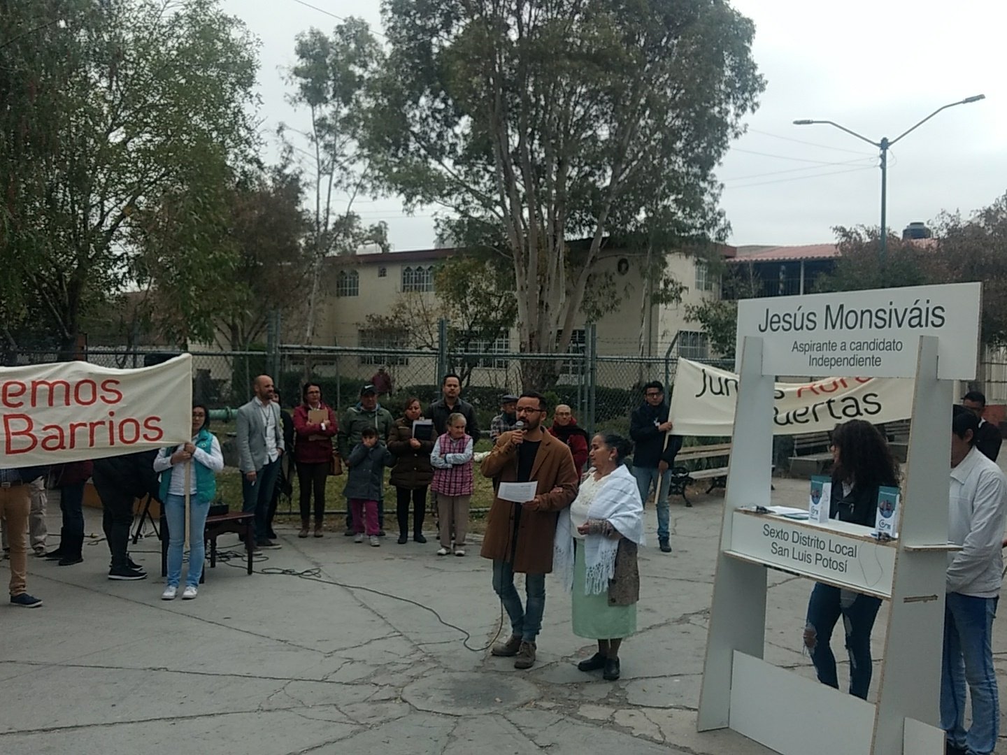 Arranca aspirante independiente con recolección de firmas