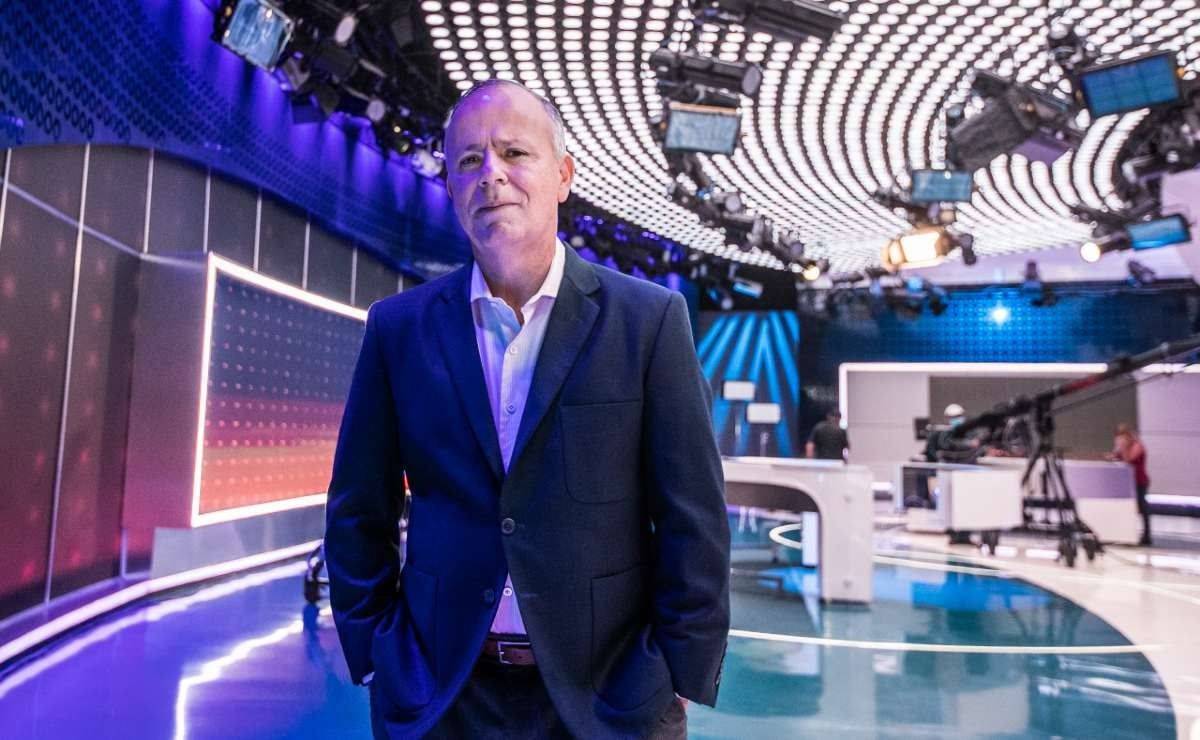 "¿A un amigo se le dispara en la cabeza para matarlo?" cuestiona Ciro Gómez Leyva a AMLO