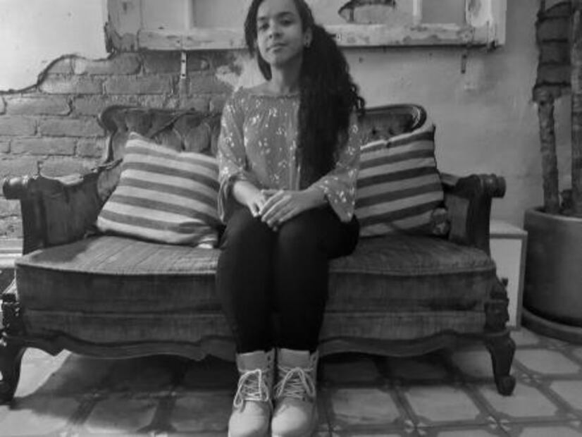 "La poesía nos permite retornar a la belleza en su estado más puro”