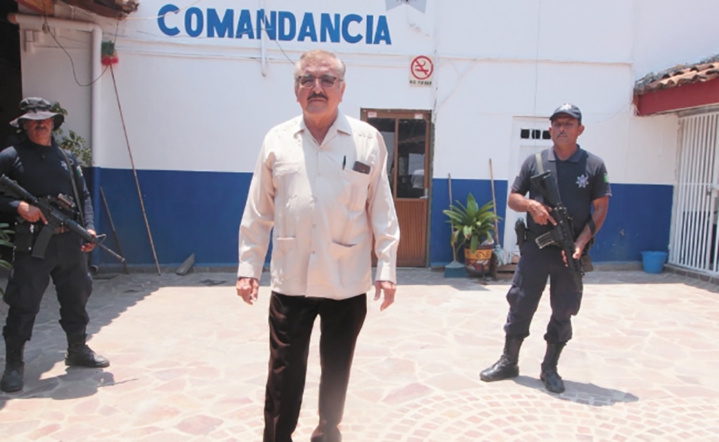 Nos dejaron solos ante amenazas del narco: edil de Tepalcatepec