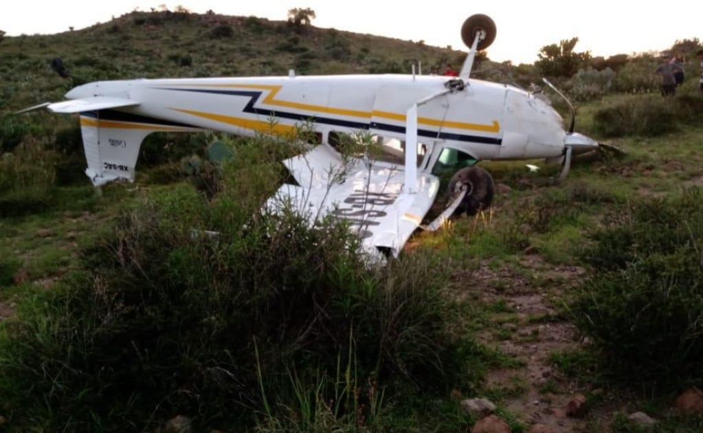 Reportan desplome de avioneta al sur de la capital de San Luis Potosí