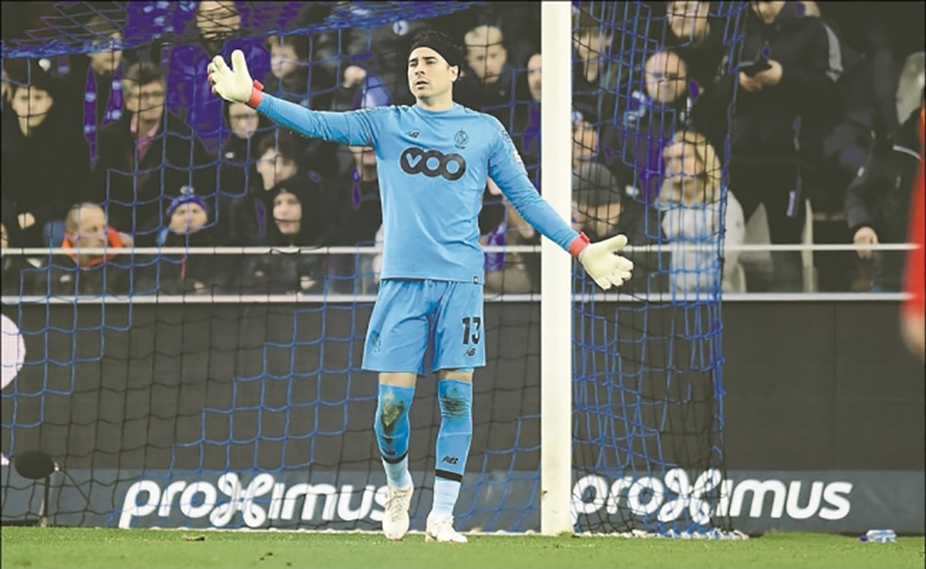 Ochoa ya fue olvidado por el Standard de Lieja