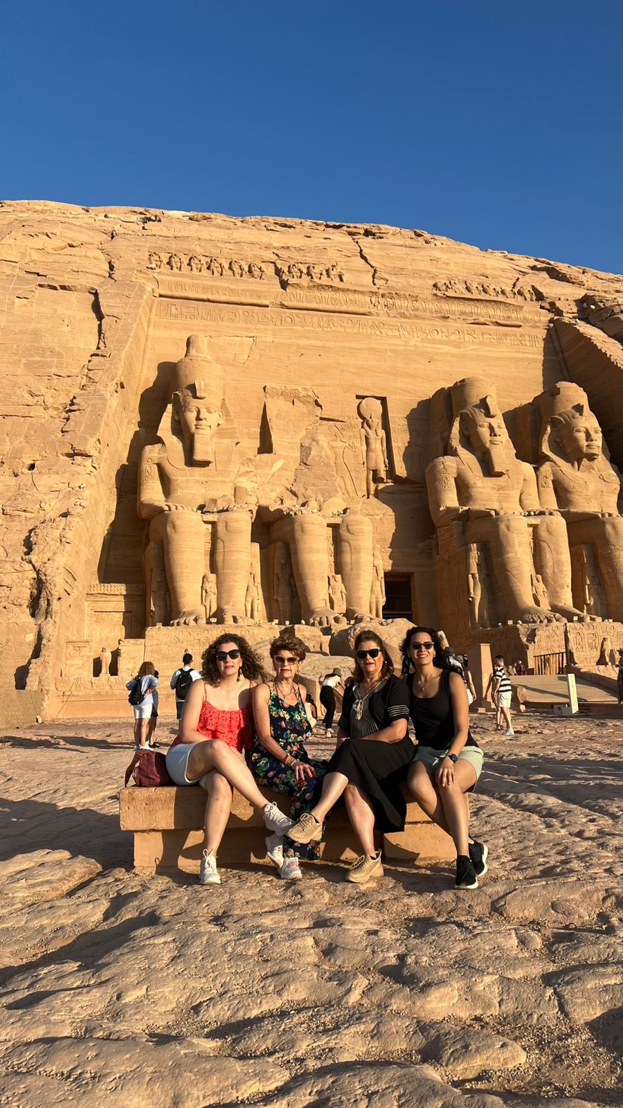 Potosinas varadas en Jordania. Foto: Especial