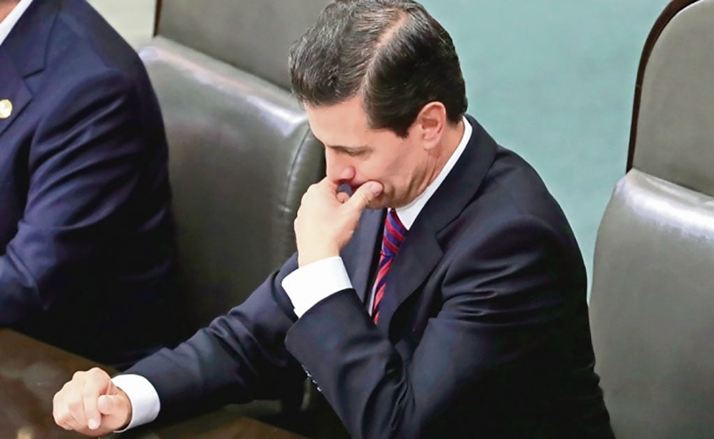 Priistas piden expulsión de Peña Nieto