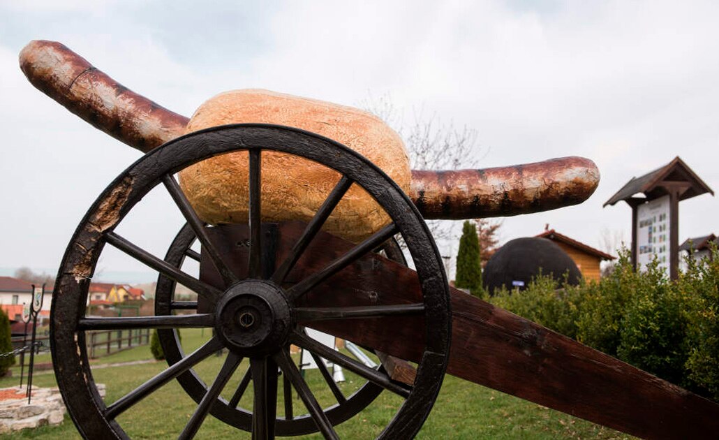 Anulan Museo de la salchicha en excampo de concentración nazi