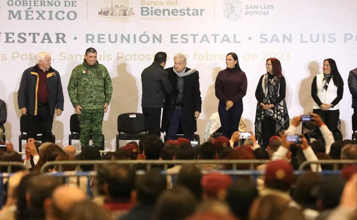 Programas federales de Bienestar llegan a 85% de los hogares potosinos: AMLO  