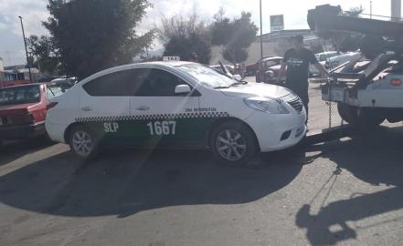 Taxista participa en asalto a OXXO
