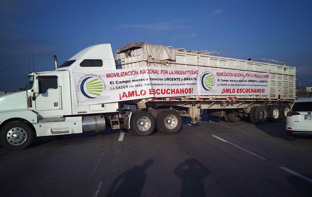 Productores agrícolas inician bloqueos en carretera 57