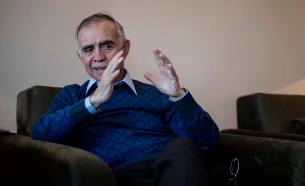 Crean comité para analizar propuesta de AMLO sobre eliminar "puentes"