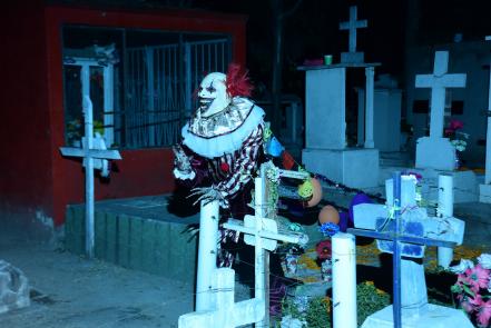 Abren cementerios de Soledad para vivir una "tétrica experiencia" con un recorrido de terror