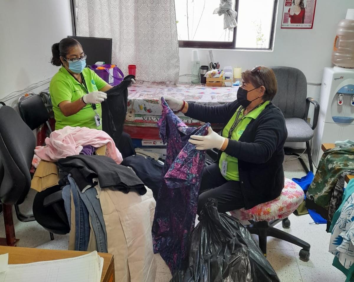 Llaman a donar ropa por temporada invernal en Soledad. Foto: Especial