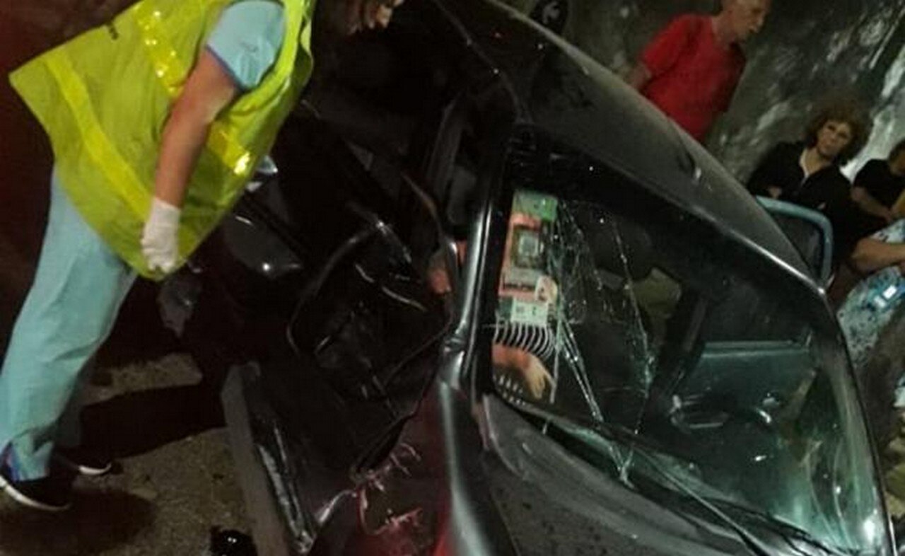 Futbolista argentino choca y deja herida a mujer embarazada