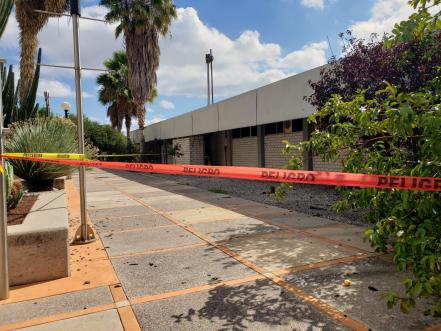 Reacción química en refri provoca explosión en laboratorio de UASLP