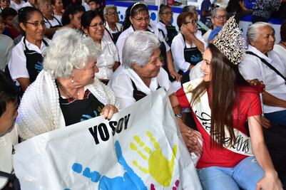 Grupos y asociaciones civiles asisten de manera gratuita a la FENAPO 