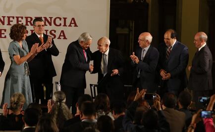 Conmemora AMLO 80 años del exilio español; asilo es sagrado en México, dice