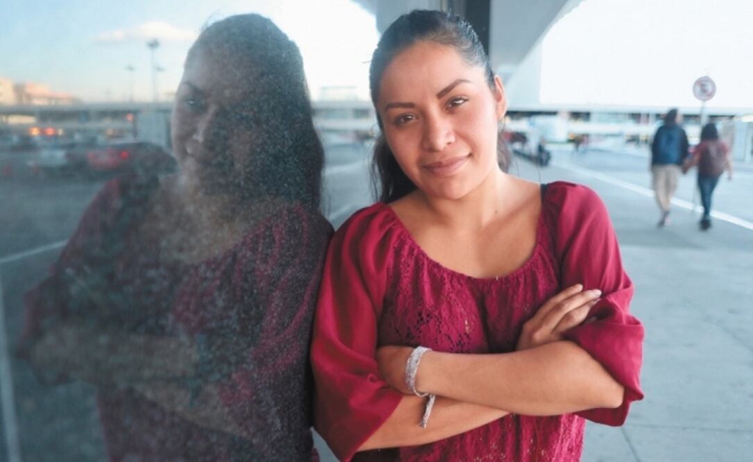 Yanet, de 21 años, y madre de dos hijos recibe capacitación laboral en una guardería donde realiza tareas administrativas. Foto: ARIEL OJEDA. EL UNIVERSAL