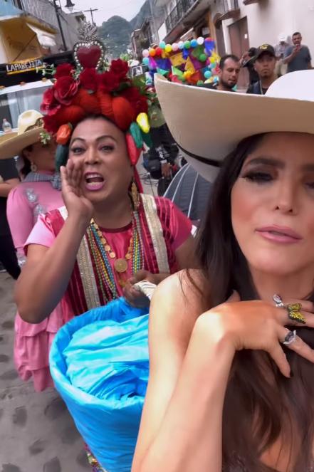 Ana Bárbara invita a Lady Tacos de Canasta como modelo en su nuevo videoclip