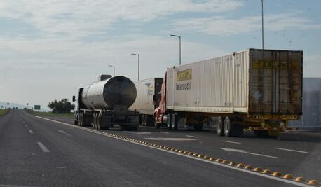 Rescatan cargamento robado a transportista