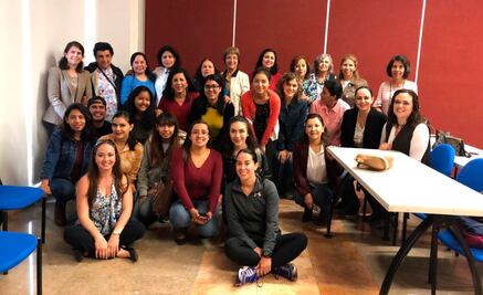 Voluntariado de Damas de la UASLP realiza primera entrega de becas