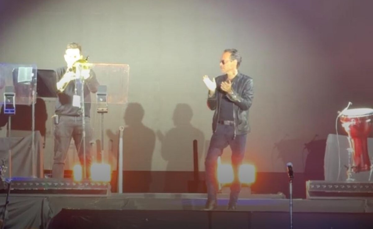 ¡La salsa se apoderó del escenario! Marc Anthony conquista corazones en la Fenapo