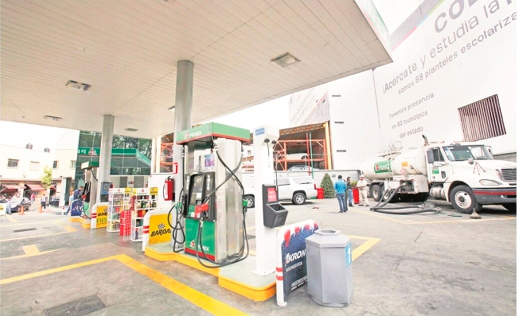 Pide Profeco quitar concesión a 9 gasolineras del país