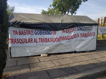 Continúa bloqueo parcial del SITTGE en Avenida Venustiano Carranza