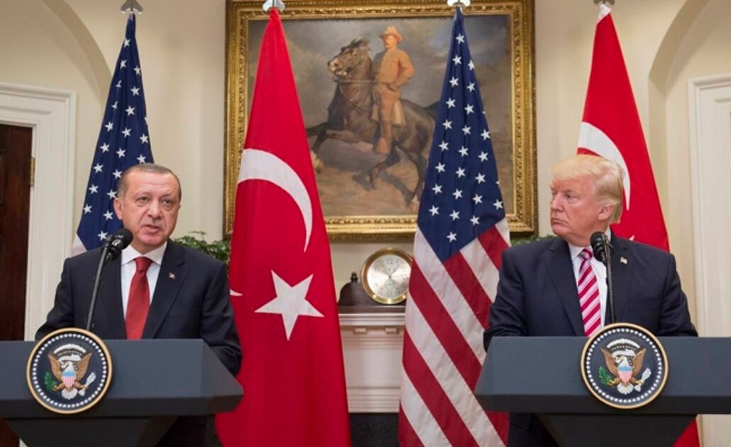 Presidente de Turquía tiró a la basura carta con amenazas de Trump, revela diario