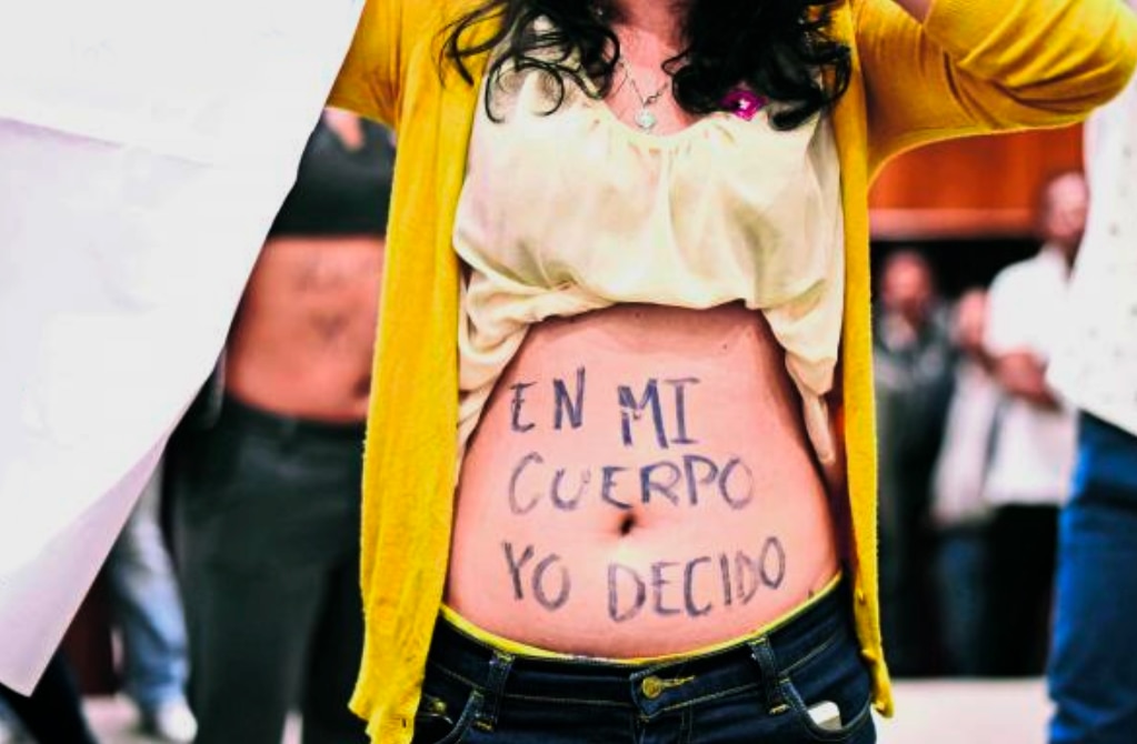 Grupos que apoyan el aborto pelearán por el derecho a decidir, advierten