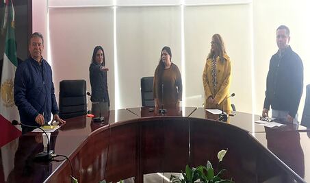 Toma protesta vocal del INE