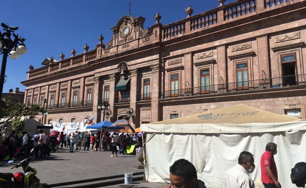 Plantean modificar ruta de Procesión del Silencio por plantón en Centro Histórico de SLP 