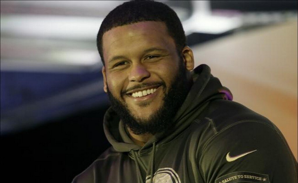 Los contratos más jugosos en la NFL